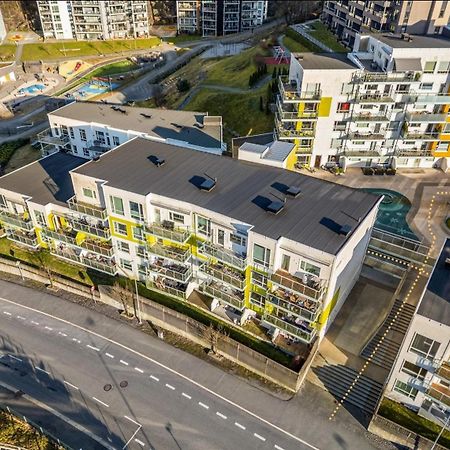 3 Sleeping Rooms For 82M2 Which Direct Traffic To Airport And City Center Bergen Kültér fotó