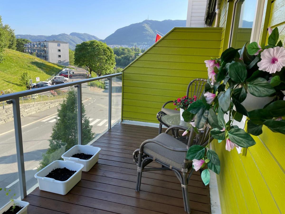 3 Sleeping Rooms For 82M2 Which Direct Traffic To Airport And City Center Bergen Kültér fotó