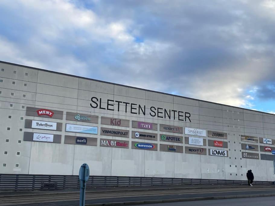 3 Sleeping Rooms For 82M2 Which Direct Traffic To Airport And City Center Bergen Kültér fotó