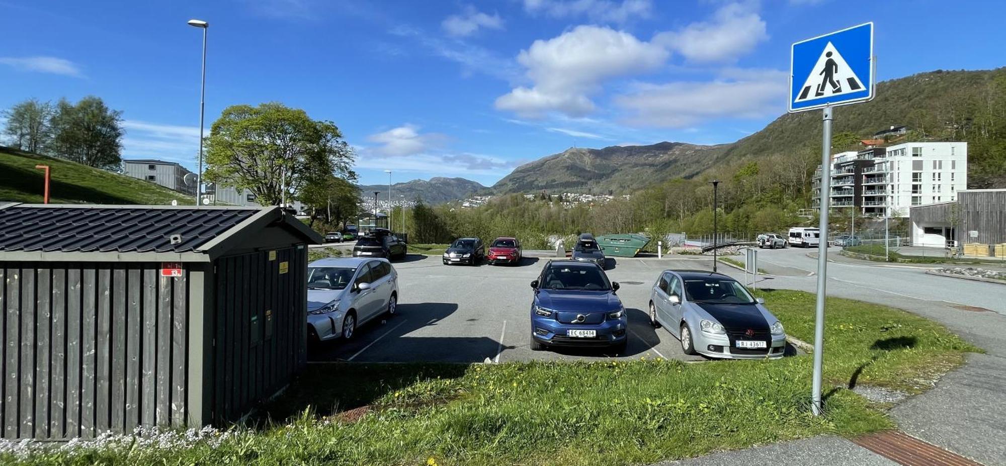 3 Sleeping Rooms For 82M2 Which Direct Traffic To Airport And City Center Bergen Kültér fotó