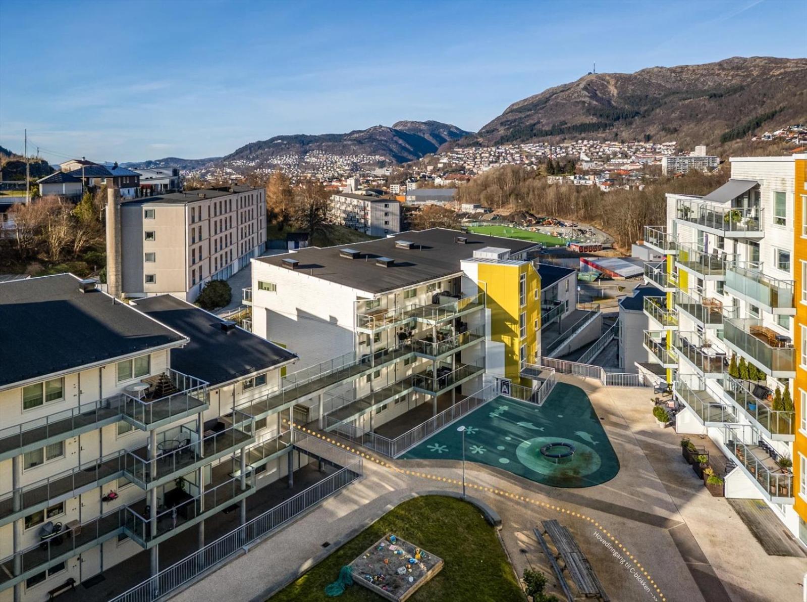 3 Sleeping Rooms For 82M2 Which Direct Traffic To Airport And City Center Bergen Kültér fotó
