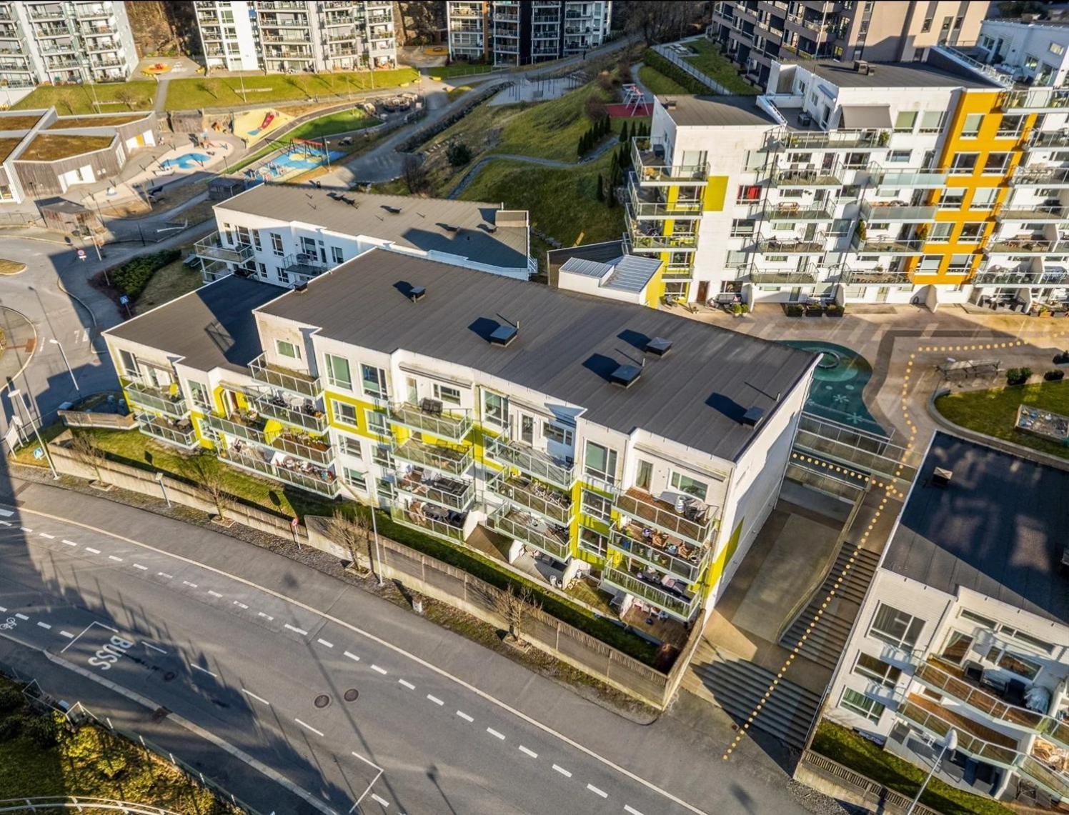 3 Sleeping Rooms For 82M2 Which Direct Traffic To Airport And City Center Bergen Kültér fotó