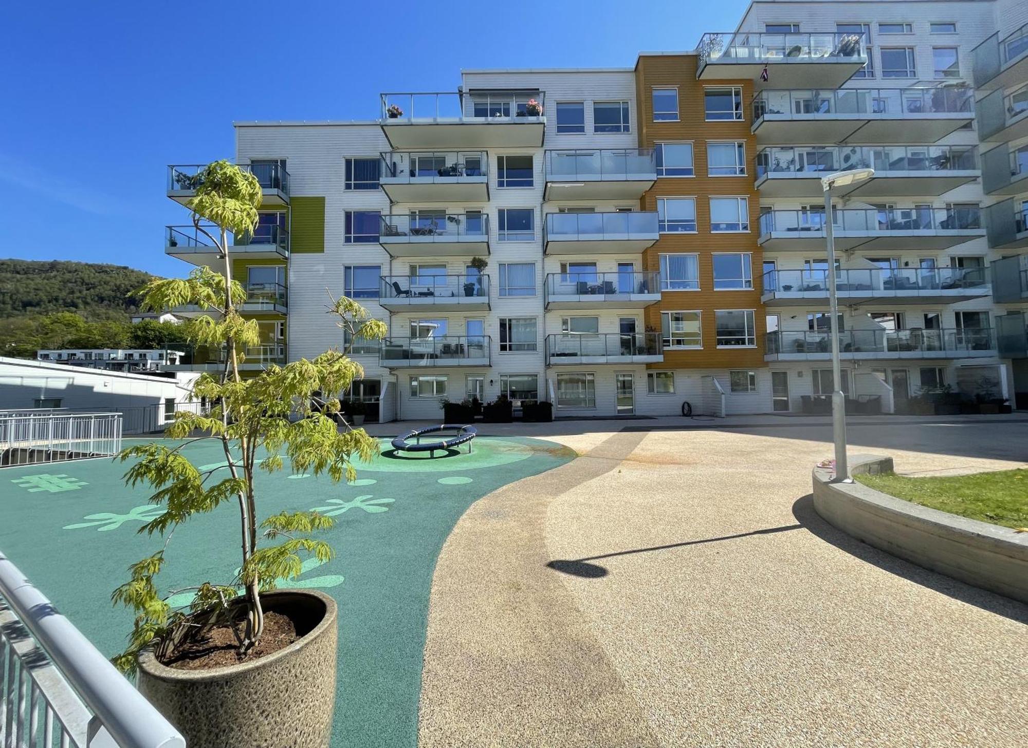 3 Sleeping Rooms For 82M2 Which Direct Traffic To Airport And City Center Bergen Kültér fotó